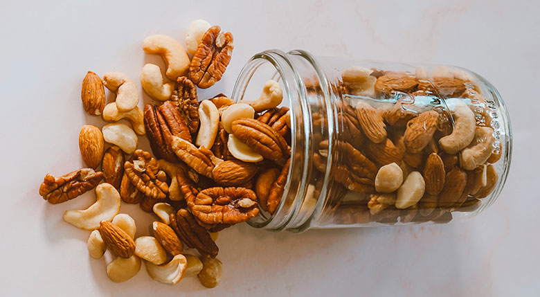 Les noix et graines font bien sur parti des aliments autorisés dans le régime Paléo